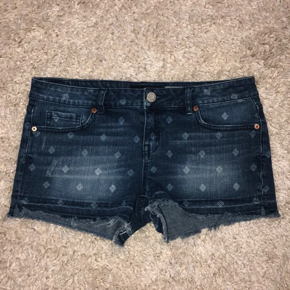 Aeropostale Jean Shorts - Picture 1 of 5